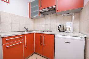 Apartments Aurel