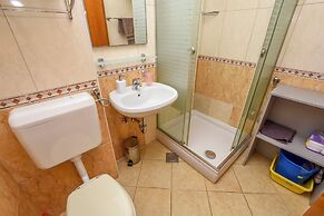 Apartments Aurel