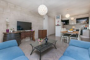 Apartments Miljenko