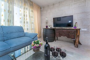 Apartments Miljenko