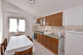 Apartment Damir