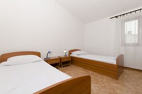 Apartment Damir