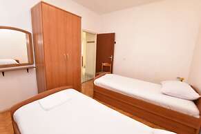 Apartment Damir