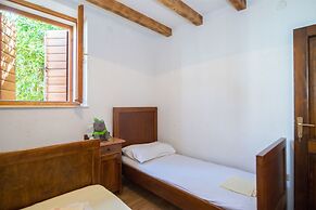 House Sanda