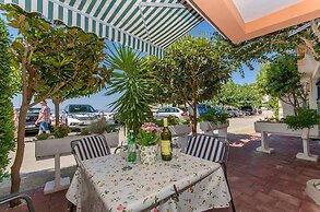 Apartments Tonci