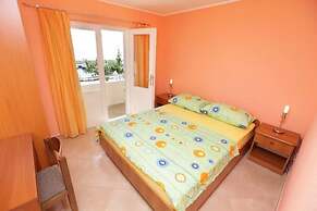 Apartments Tonci