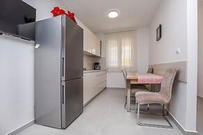 Apartments Frane