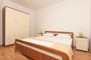 Apartments Frane