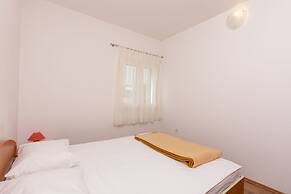 Apartments Frane