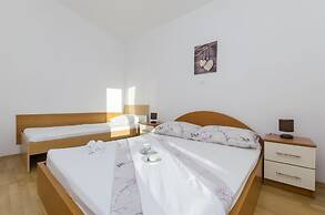 Apartments Srecko
