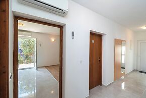Apartment Ljuba