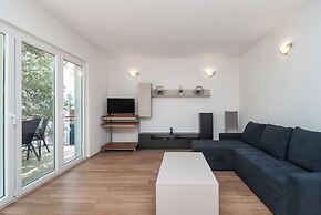 Apartment Ljuba