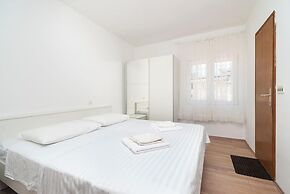 Apartment Ljuba