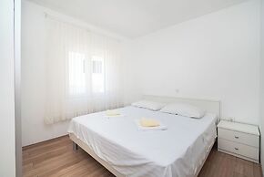 Apartment Ljuba