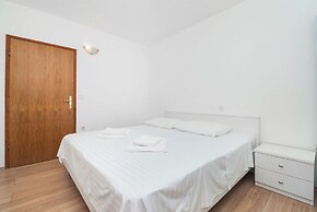 Apartment Ljuba