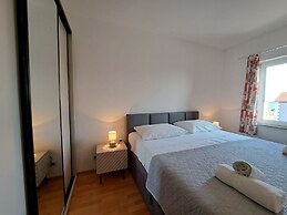 Apartments Karmen A1-A3