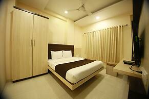Hotel Madhuri Executive