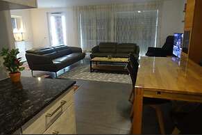 Euro Apartment