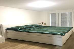 Euro Apartment