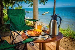 Ntoroko Game Lodge