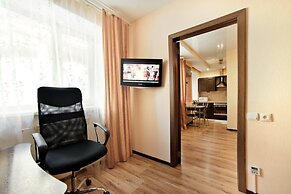 Apartment on Posyetskaya 32