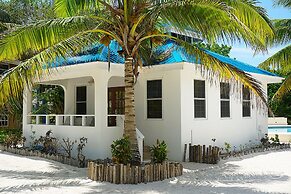 Cocotal Inn and Cabanas