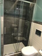 B&B BaRock