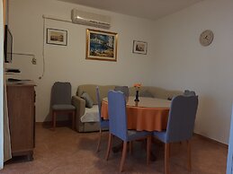 Apartments Jakov