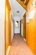 Apartments Jakov