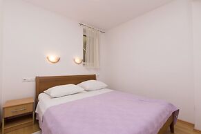Apartments Mira