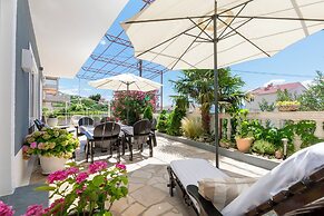 Apartments Diora