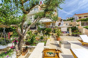 Apartments Nives