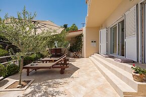 House Karlo