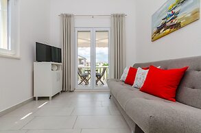 Apartments and Room Maestral