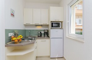 Apartments and Room Maestral