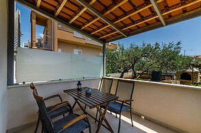 Apartments and Room Maestral
