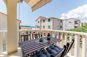 Apartments and Room Maestral