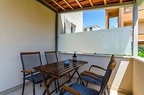 Apartments and Room Maestral