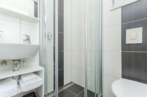 Apartments and Room Maestral