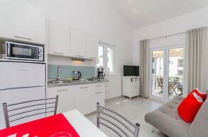 Apartments and Room Maestral