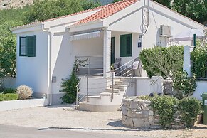 House Roza