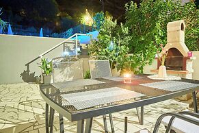 House Roza