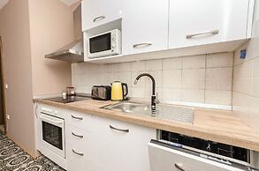 House Rajka I