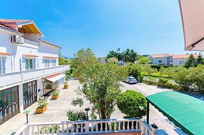 Apartments and Rooms Preka