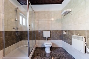 Apartments and Rooms Preka