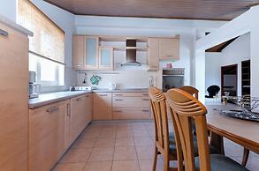 Apartments and Rooms Preka