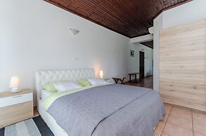 Apartments and Rooms Preka