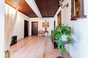 Apartments and Rooms Preka