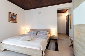 Apartments and Rooms Preka