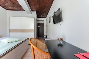 Apartments and Rooms Preka